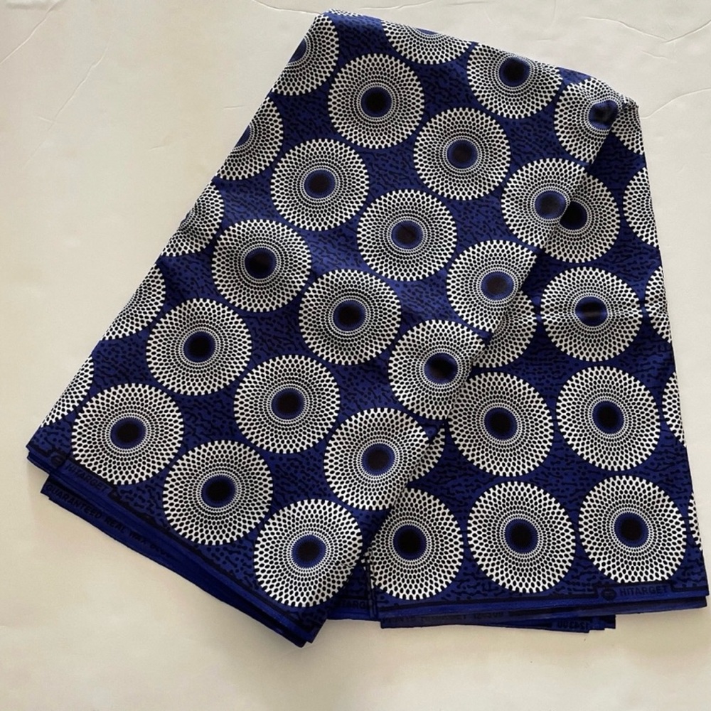 Elegant Blue and White Circular Patterned Cotton Fabric